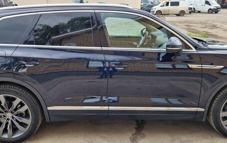 Volkswagen Touareg III, 2019 год, 5 990 000 рублей, 7 фотография