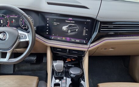 Volkswagen Touareg III, 2019 год, 5 990 000 рублей, 15 фотография