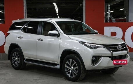 Toyota Fortuner II, 2018 год, 3 987 000 рублей, 4 фотография