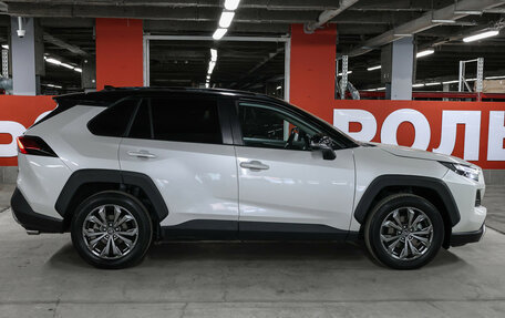 Toyota RAV4, 2024 год, 3 849 000 рублей, 5 фотография