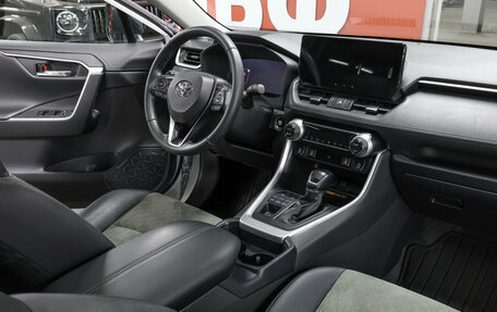 Toyota RAV4, 2024 год, 3 849 000 рублей, 12 фотография