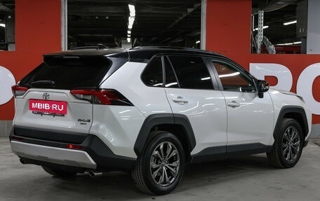 Toyota RAV4, 2024 год, 3 849 000 рублей, 6 фотография