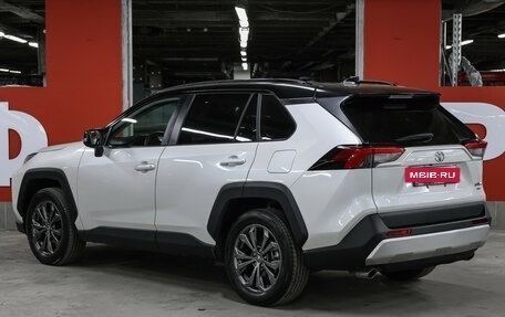 Toyota RAV4, 2024 год, 3 849 000 рублей, 8 фотография