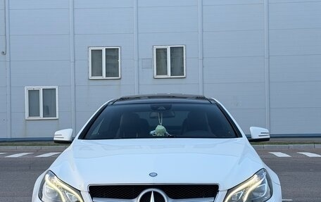 Mercedes-Benz E-Класс, 2015 год, 2 395 000 рублей, 1 фотография