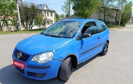 Volkswagen Polo IV рестайлинг, 2005 год, 260 000 рублей, 2 фотография
