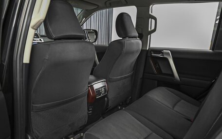Toyota Land Cruiser Prado 150 рестайлинг 2, 2014 год, 2 620 000 рублей, 11 фотография