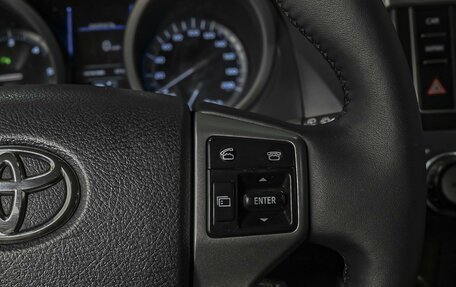 Toyota Land Cruiser Prado 150 рестайлинг 2, 2014 год, 2 620 000 рублей, 21 фотография