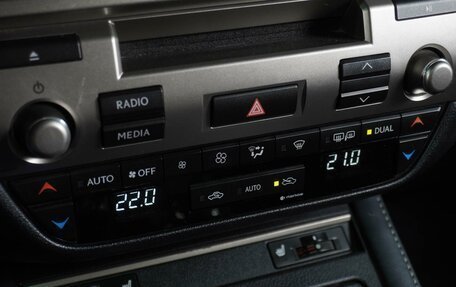 Lexus ES VII, 2017 год, 3 749 000 рублей, 24 фотография
