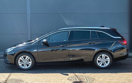 Opel Astra K, 2017 год, 1 429 000 рублей, 2 фотография