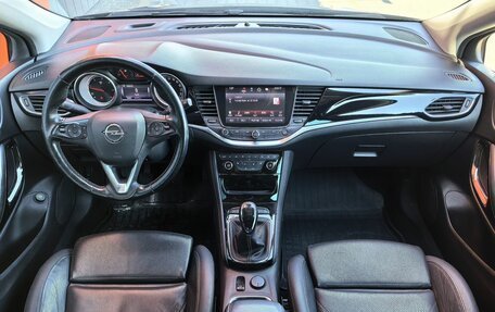 Opel Astra K, 2017 год, 1 429 000 рублей, 6 фотография