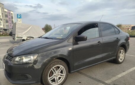 Volkswagen Polo VI (EU Market), 2011 год, 630 000 рублей, 3 фотография