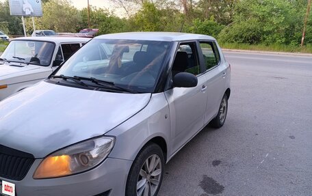 Skoda Fabia II, 2011 год, 280 000 рублей, 2 фотография