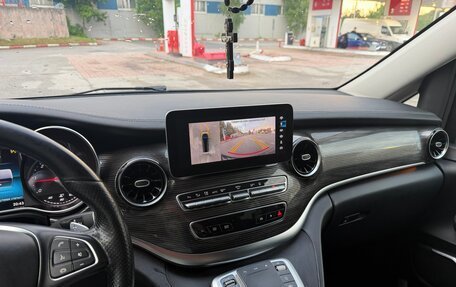 Mercedes-Benz V-Класс, 2020 год, 3 860 000 рублей, 13 фотография