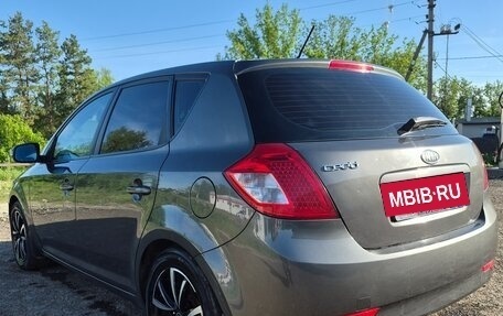 KIA cee'd I рестайлинг, 2012 год, 850 000 рублей, 14 фотография