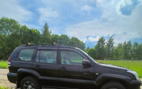 Toyota Land Cruiser Prado 120 рестайлинг, 2004 год, 1 299 000 рублей, 2 фотография