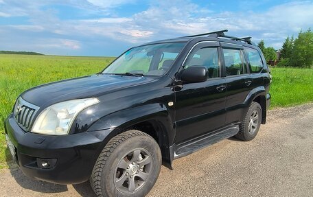 Toyota Land Cruiser Prado 120 рестайлинг, 2004 год, 1 299 000 рублей, 8 фотография