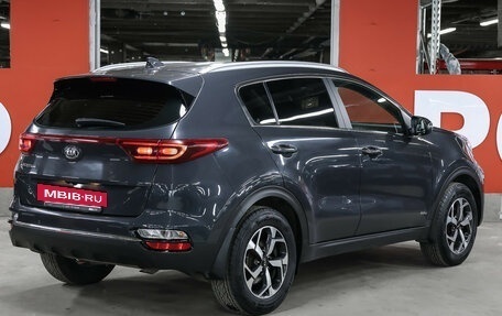 KIA Sportage IV рестайлинг, 2021 год, 2 097 000 рублей, 6 фотография