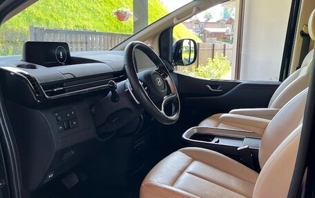 Hyundai Staria, 2021 год, 4 990 000 рублей, 10 фотография
