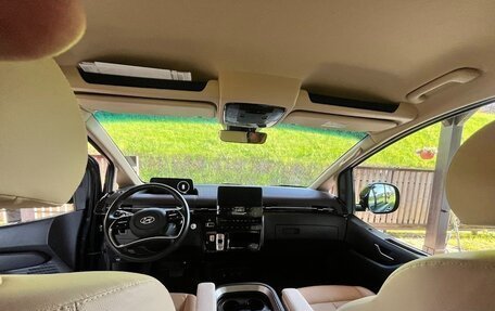 Hyundai Staria, 2021 год, 4 990 000 рублей, 16 фотография