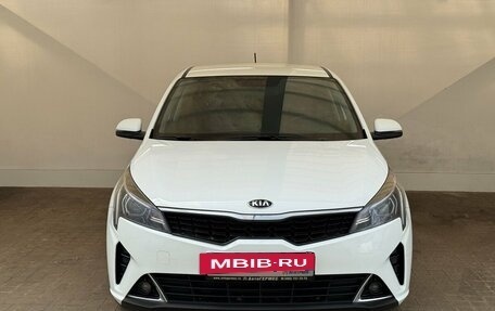 KIA Rio IV, 2020 год, 1 750 000 рублей, 2 фотография