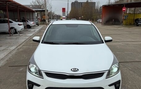 KIA Rio IV, 2018 год, 1 100 000 рублей, 1 фотография