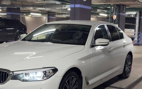 BMW 5 серия, 2019 год, 3 800 000 рублей, 11 фотография