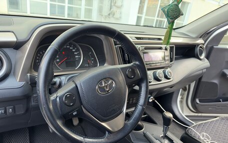 Toyota RAV4, 2013 год, 1 750 000 рублей, 5 фотография