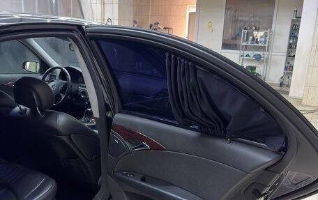 Mercedes-Benz E-Класс, 2004 год, 679 000 рублей, 10 фотография