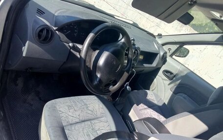 Renault Logan I, 2006 год, 180 000 рублей, 6 фотография