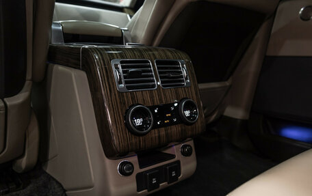 Land Rover Range Rover IV рестайлинг, 2019 год, 6 929 010 рублей, 26 фотография