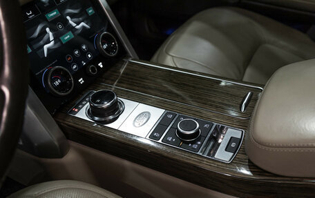 Land Rover Range Rover IV рестайлинг, 2019 год, 6 929 010 рублей, 24 фотография