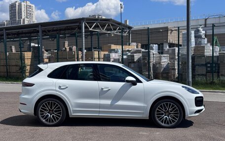 Porsche Cayenne III, 2021 год, 8 980 000 рублей, 6 фотография