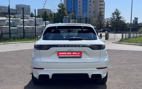 Porsche Cayenne III, 2021 год, 8 980 000 рублей, 4 фотография