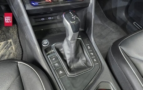 Volkswagen Tiguan II, 2021 год, 2 300 002 рублей, 8 фотография