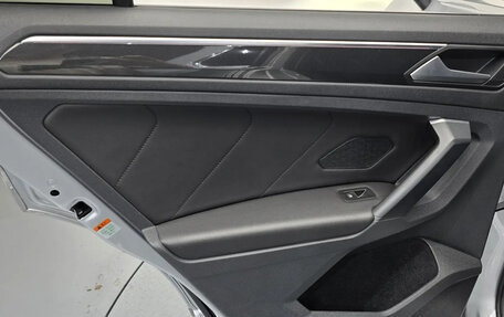 Volkswagen Tiguan II, 2021 год, 2 300 002 рублей, 17 фотография