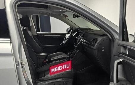 Volkswagen Tiguan II, 2021 год, 2 300 002 рублей, 18 фотография
