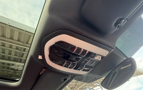 Porsche Cayenne III, 2017 год, 6 000 000 рублей, 26 фотография