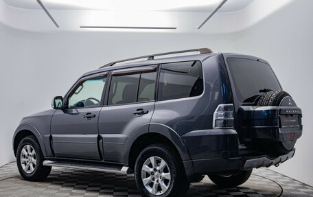 Mitsubishi Pajero IV, 2013 год, 1 848 000 рублей, 3 фотография