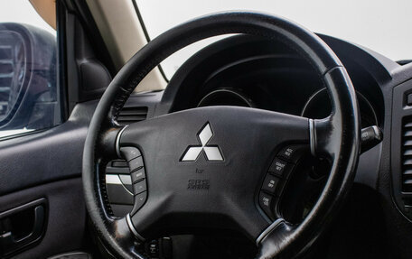 Mitsubishi Pajero IV, 2013 год, 1 848 000 рублей, 16 фотография
