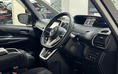 Nissan Serena IV, 2018 год, 2 297 000 рублей, 11 фотография