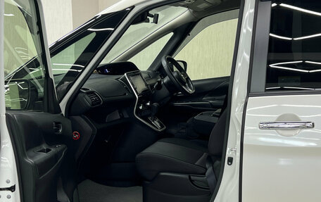 Nissan Serena IV, 2018 год, 2 297 000 рублей, 25 фотография