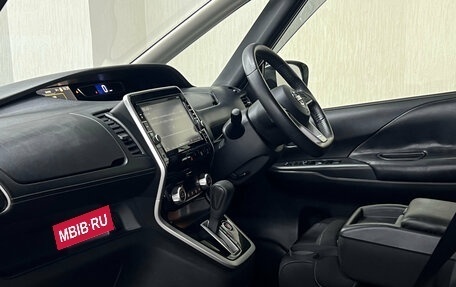 Nissan Serena IV, 2018 год, 2 297 000 рублей, 26 фотография