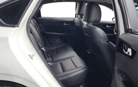 KIA K3, 2022 год, 1 370 007 рублей, 10 фотография