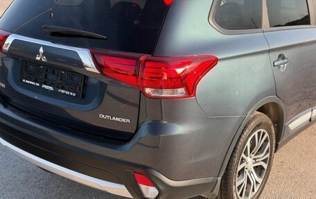 Mitsubishi Outlander III рестайлинг 3, 2018 год, 1 790 000 рублей, 11 фотография