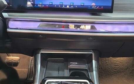 BMW 7 серия, 2023 год, 10 300 000 рублей, 18 фотография