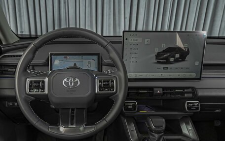 Toyota RAV4, 2026 год, 4 280 000 рублей, 18 фотография
