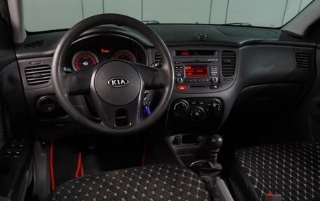 KIA Rio II, 2011 год, 645 000 рублей, 6 фотография