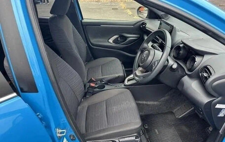 Toyota Yaris, 2023 год, 1 076 018 рублей, 12 фотография