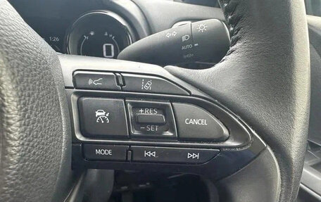 Toyota Yaris, 2023 год, 1 076 018 рублей, 18 фотография