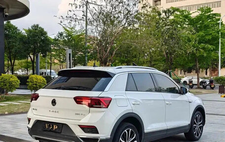 Volkswagen T-Roc I, 2022 год, 1 542 018 рублей, 6 фотография